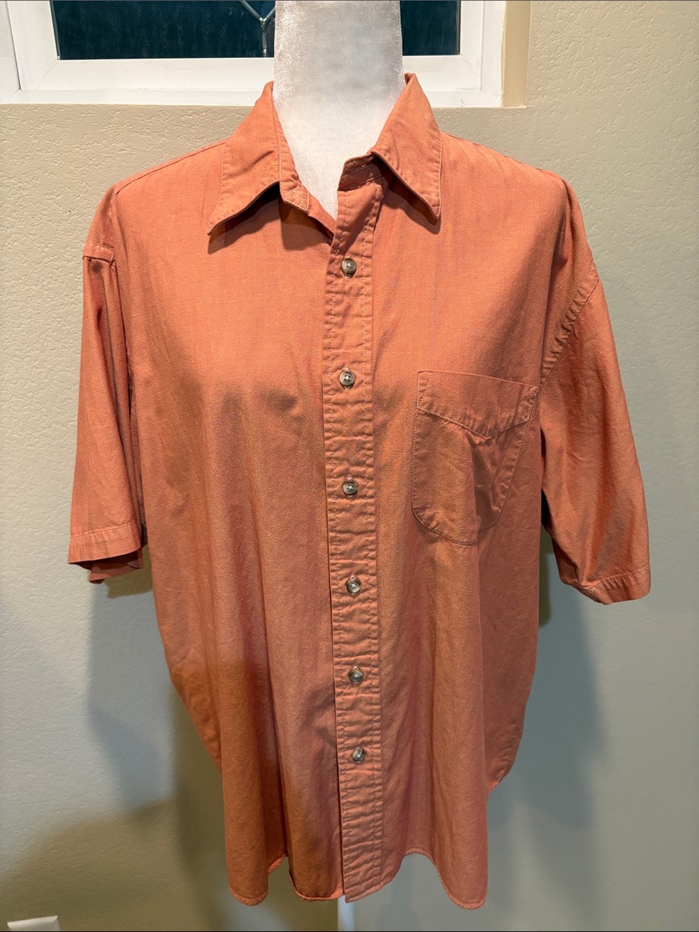 Van Heusen Short-Sleeve Button-Down Shirt in Rust Orange-Size L